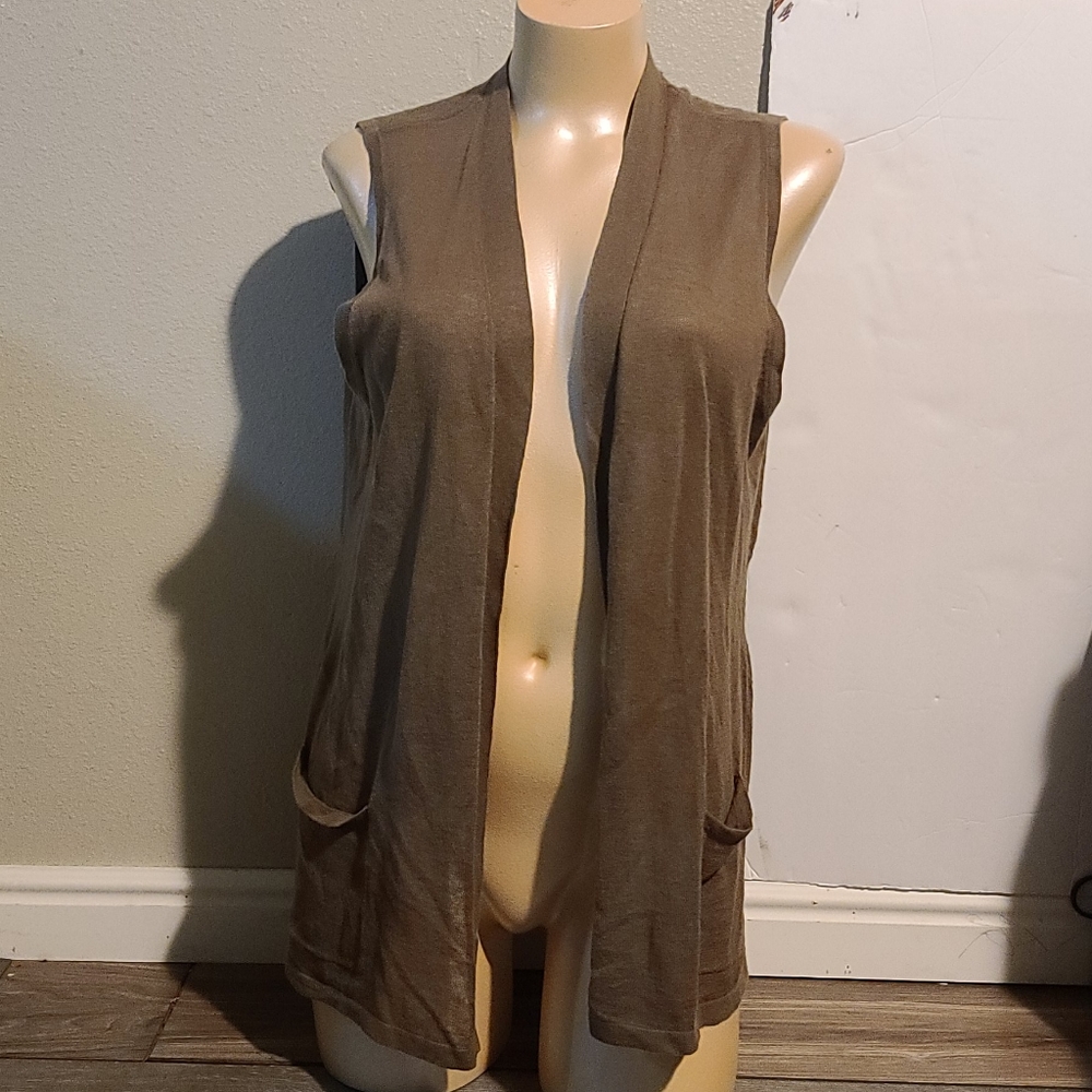 Chicos Sleeveless cardigan